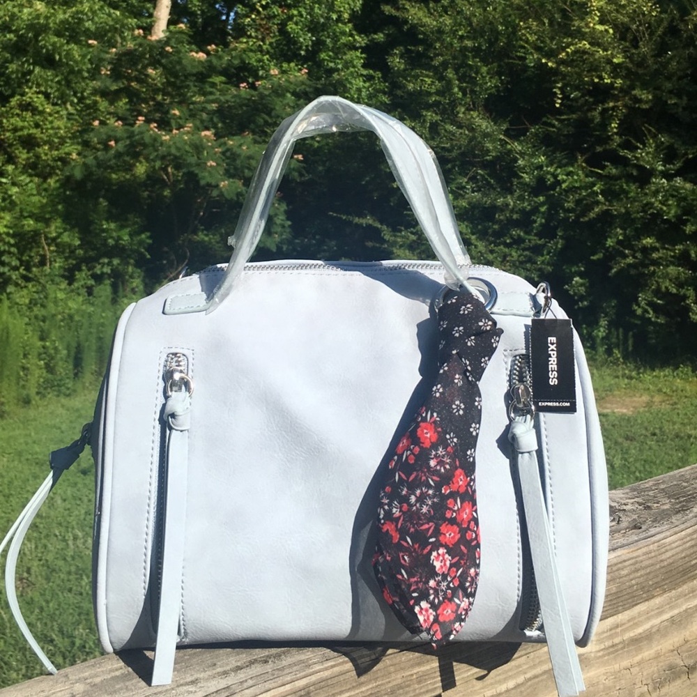 Express baby blue handbag with shoulder strap